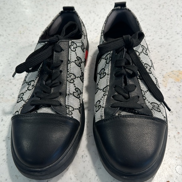 Gucci sneakers black size 7.5 - Picture 3 of 15
